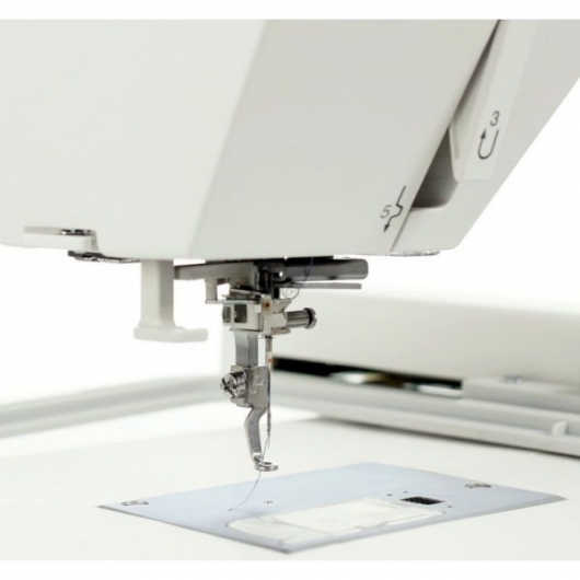 Вишивальна машина Janome Memory Craft 500E